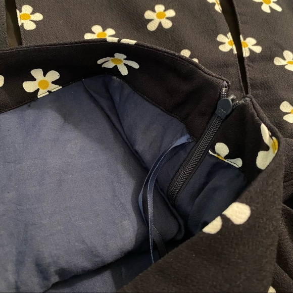 Alice’s Pig Maddie's Marguerite 2 Piece Skirt Set Floral Size 12 - Picture 7 of 15